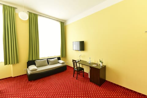 Premium Double Room | In-room safe, desk, laptop workspace, free WiFi