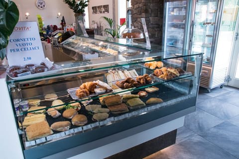 Free daily local cuisine breakfast