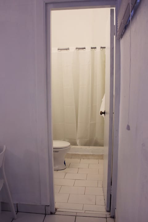 Apartment, 1 Bedroom | Bathroom | Shower, towels