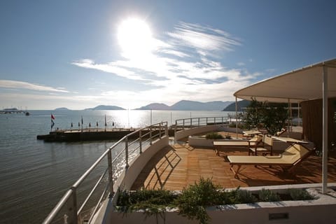 Sundeck