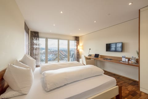 Comfort Double Room, 1 Double Bed, Balcony, Mountain View | Room amenity