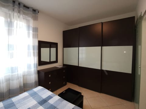 Standard Quadruple Room, Ensuite | Soundproofing, iron/ironing board, free WiFi, bed sheets