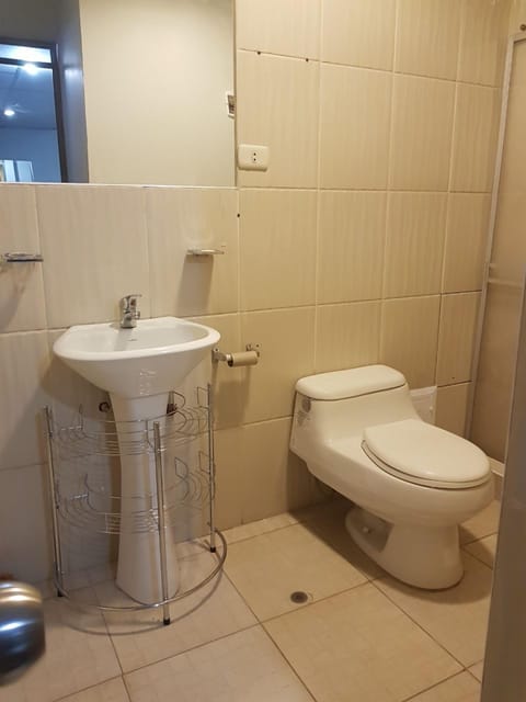 Apartment, 2 Bedrooms (7 people) | Bathroom | Shower, towels, soap, shampoo