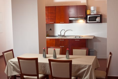 Comfort Apartment | Private kitchen | Fridge, microwave, stovetop, dishwasher