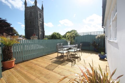 Longsteps Decking 1