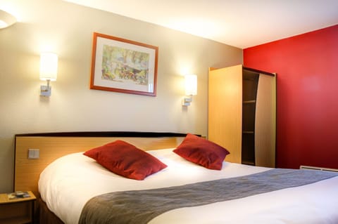 Classic Double or Twin Room | Desk, free WiFi