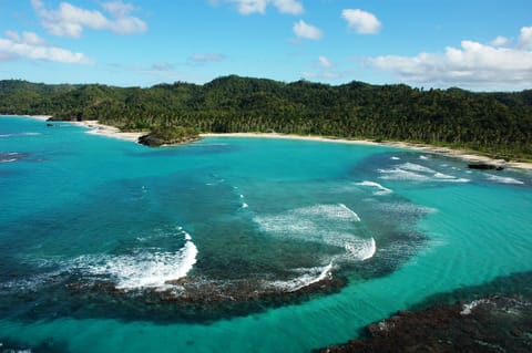 Beach nearby, scuba diving, snorkeling