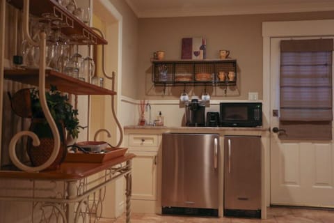 Kelly's Creekside - Erin's Escape