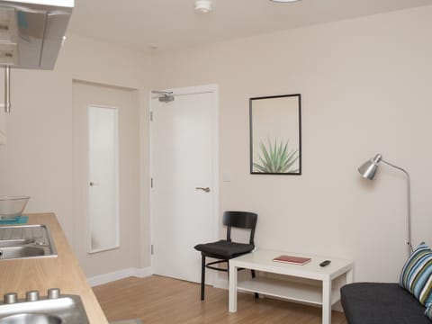 Apartment, Private Bathroom (PG McQuaid) | 1 bedroom