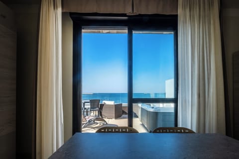 Superior Studio, Jacuzzi in Terrace, Sea View | Balcony view