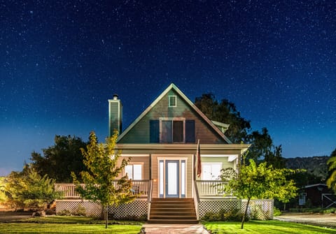 Night view, photo by Guest