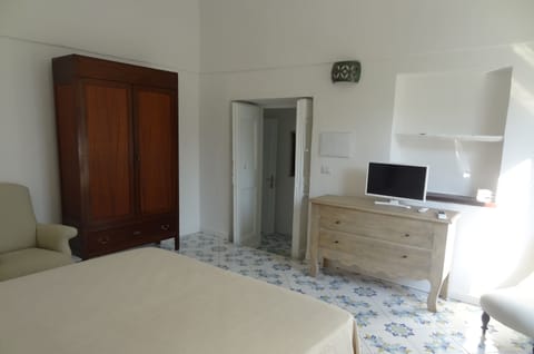 Family House, 2 Bedrooms, Kitchenette, Sea View | Room amenity