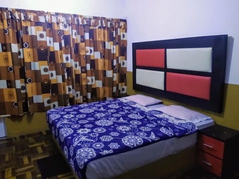 Grand Quadruple Room, 2 Double Beds, Non Smoking | Free WiFi, bed sheets