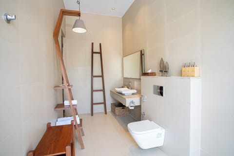 Monara | Bathroom | Designer toiletries, hair dryer, bathrobes, slippers