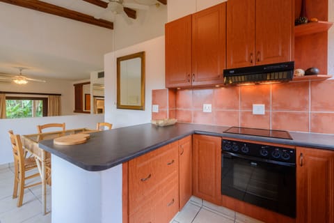 Classic Villa, 2 Bedrooms | Private kitchen | Microwave, electric kettle, cookware/dishes/utensils