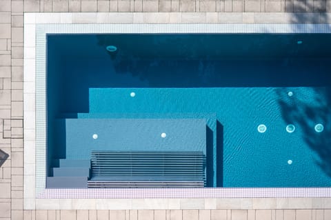 Seasonal outdoor pool, sun loungers