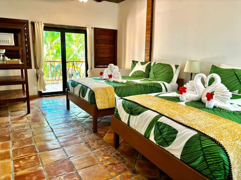 Deluxe Suite, 2 Bedrooms | Premium bedding, individually decorated, individually furnished