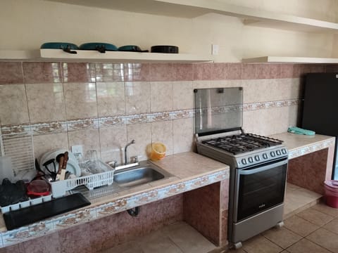 Villa, 2 Bedrooms, Garden View | Private kitchen