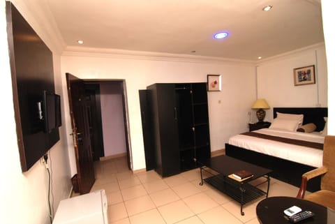 Deluxe Double Room, 1 Double Bed | Premium bedding, desk, free WiFi