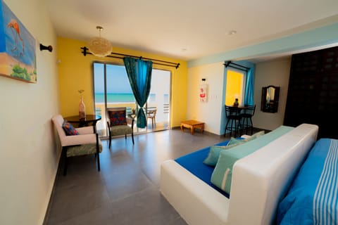 Luxury Triple Room, 1 King Bed with Sofa bed, Non Smoking, Sea View | In-room safe, individually decorated, individually furnished