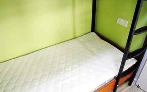 Bed in 2-bed Male Dormitory Room | Blackout drapes, free WiFi