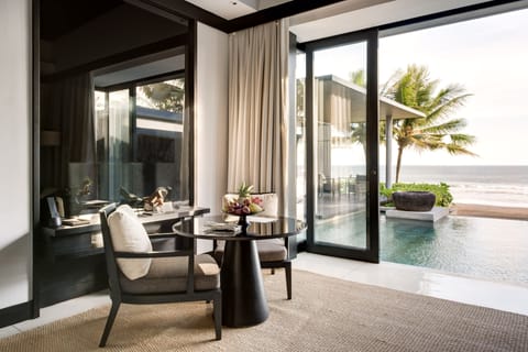 Ocean Pool villa | Premium bedding, minibar, in-room safe, blackout drapes