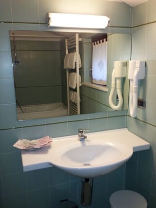 Free toiletries, hair dryer, bidet