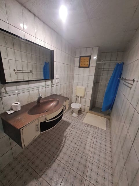 Standard Room With Fan  | Bathroom | Shower, free toiletries, towels