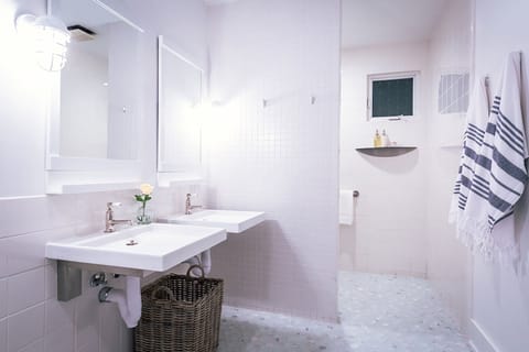 Cottage Fig | Bathroom | Shower, rainfall showerhead, designer toiletries, hair dryer
