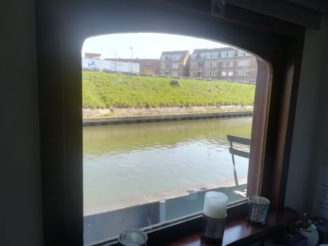 Classic Apartment, 1 Queen Bed with Sofa bed, Canal View (Captain's room) | Beach/ocean view