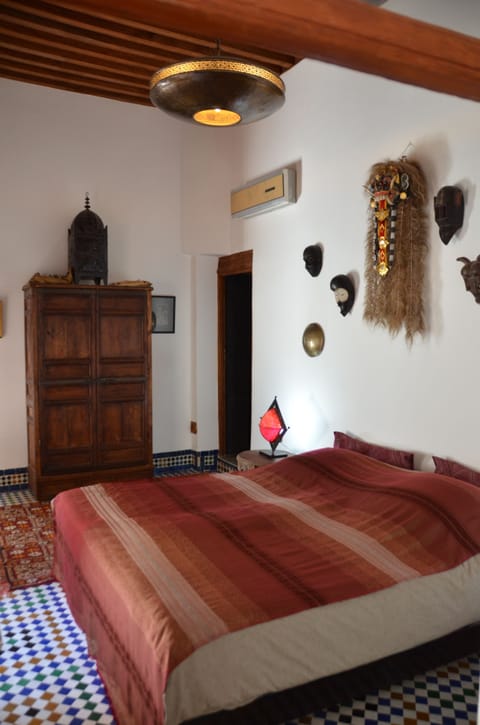 Twin Room (Africain) | Individually decorated, individually furnished, iron/ironing board