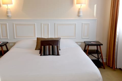 Double Room | Premium bedding, in-room safe, desk, free WiFi