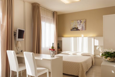 Down comforters, minibar, in-room safe, individually furnished