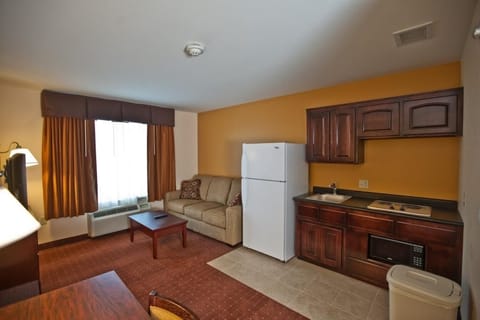 Suite, 2 Queen Beds, Kitchenette | Private kitchen | Fridge, microwave, coffee/tea maker