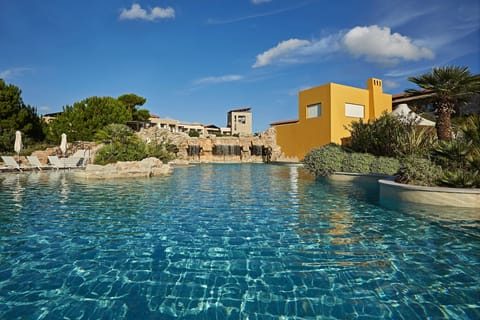 Indoor pool, seasonal outdoor pool