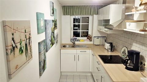 Comfort Apartment, Park View, Ground Floor (Parklife Apartment - PLA 47) | Private kitchen | Full-size fridge, microwave, oven, stovetop