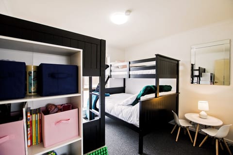 Echuca Moama Holiday Accommodation 3 | 2 bedrooms, Egyptian cotton sheets, premium bedding, pillowtop beds