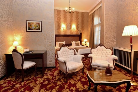 Suite | Premium bedding, minibar, in-room safe, individually decorated