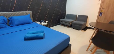Premier Room | Free WiFi, bed sheets