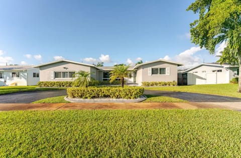 Single Family 4BR/3BA Home in Hollywood, FL