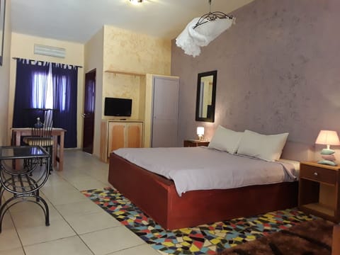 Superior Double Room, Pool View | 3 bedrooms, desk, soundproofing, free WiFi