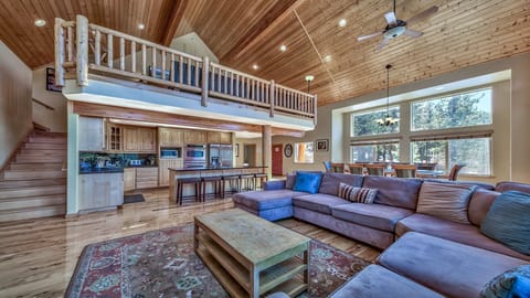 30 ft high ceiling living area 