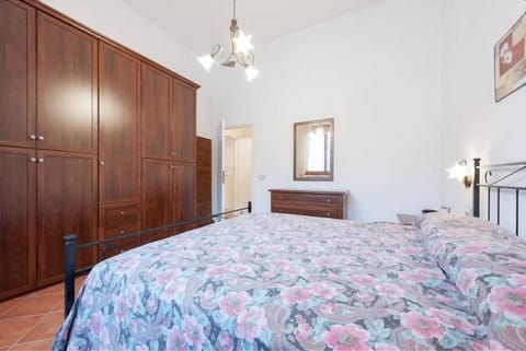 Apartment, 1 Bedroom | 1 bedroom, free WiFi, bed sheets