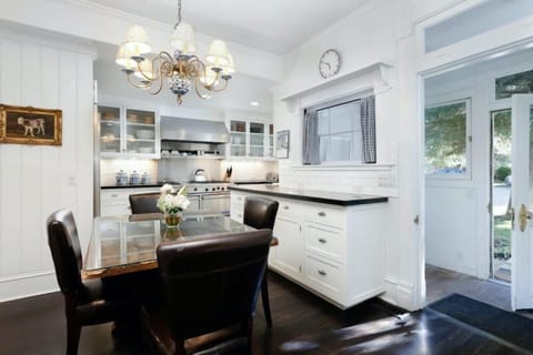 Condo, 4 Bedrooms, Non Smoking | Private kitchen | Fridge, microwave, stovetop, dishwasher