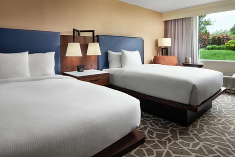 Premium bedding, pillowtop beds, in-room safe, desk