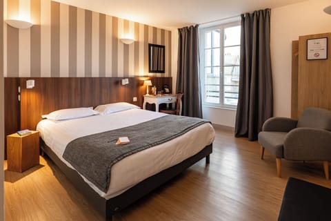 Comfort Double Room | Individually decorated, individually furnished, desk, blackout drapes