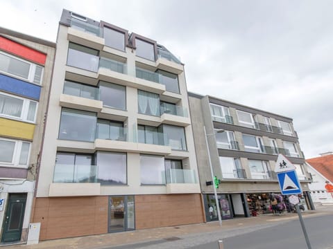 Building, Property, Architecture, Residential Area, Apartment, Mixed-Use, Real Estate, Daytime, Commercial Building, Facade