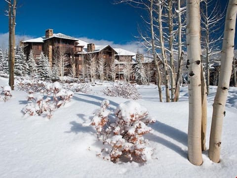 Welcome to Settler's Lodge in Beaver Creek!