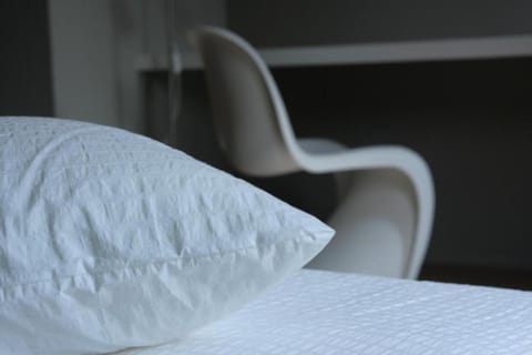 Superior Studio | Frette Italian sheets, premium bedding, Select Comfort beds