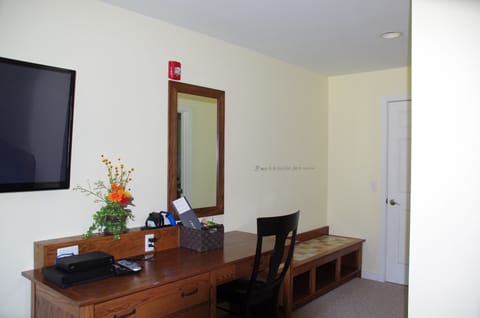 All rooms have a desk except the pool table room